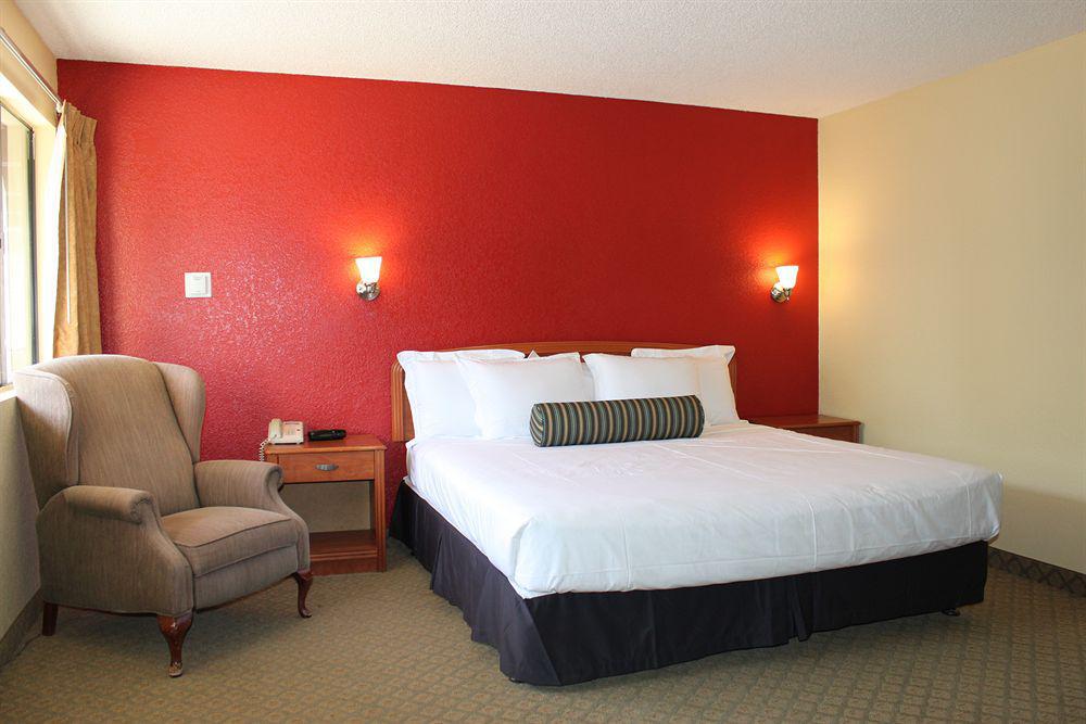 Inn At Highway 1 ロンポク エクステリア 写真