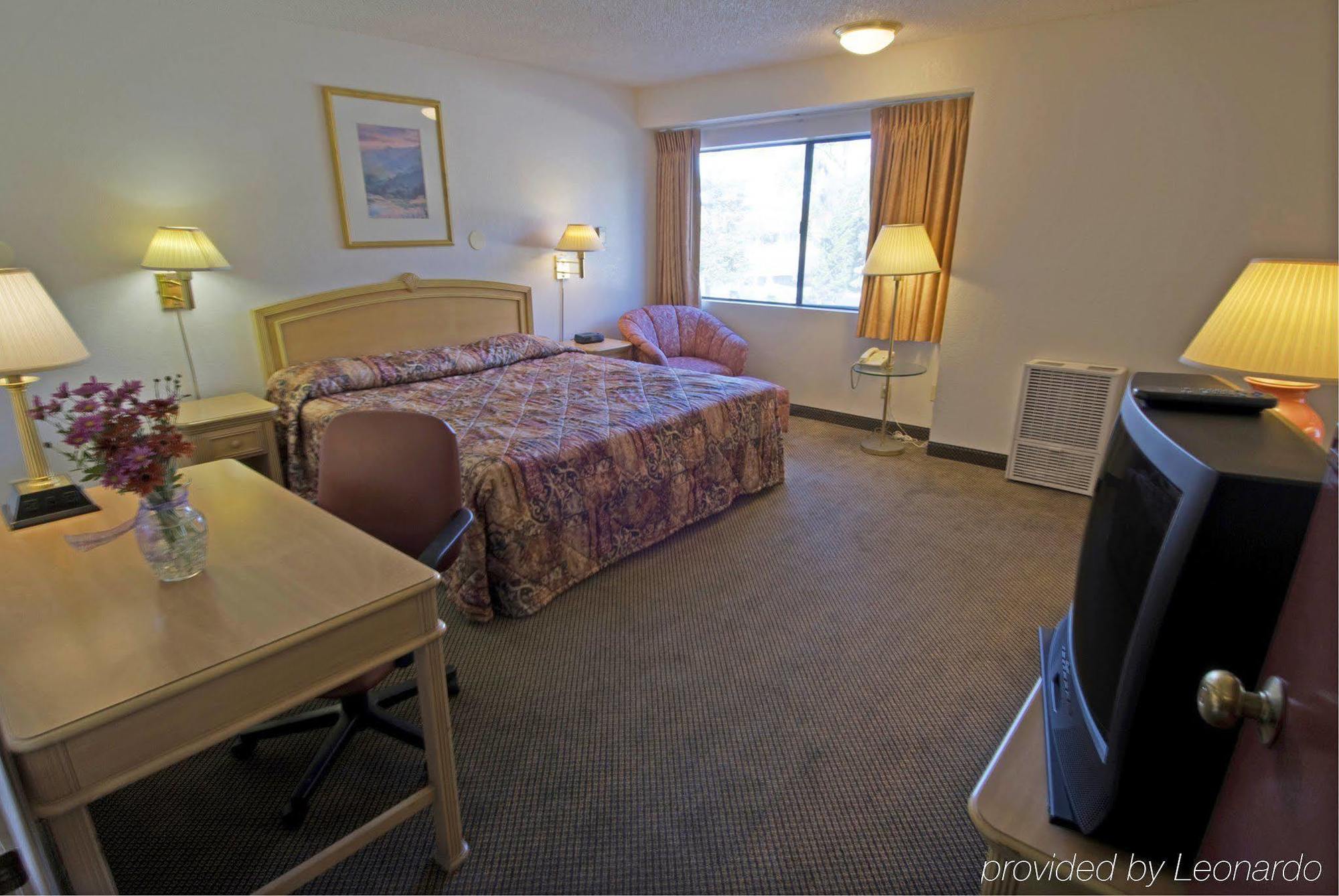 Inn At Highway 1 ロンポク 部屋 写真
