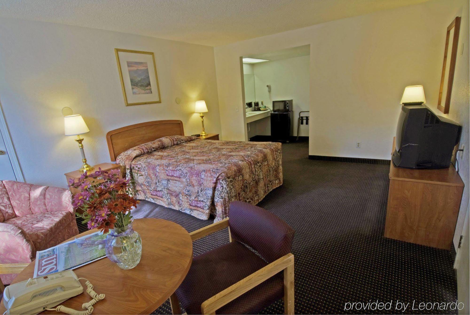 Inn At Highway 1 ロンポク 部屋 写真